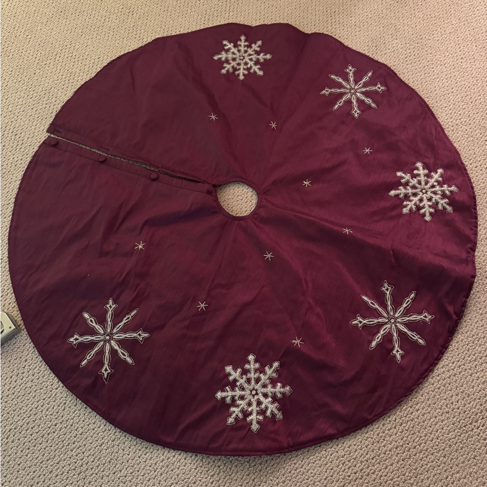 Purple Snowflake Tree Skirt